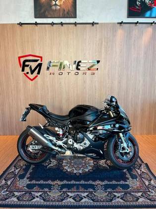 BMW S 1000 RR BMW S 1000 RR